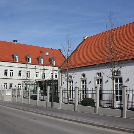 Alte Brauerei Mertingen Rum bild